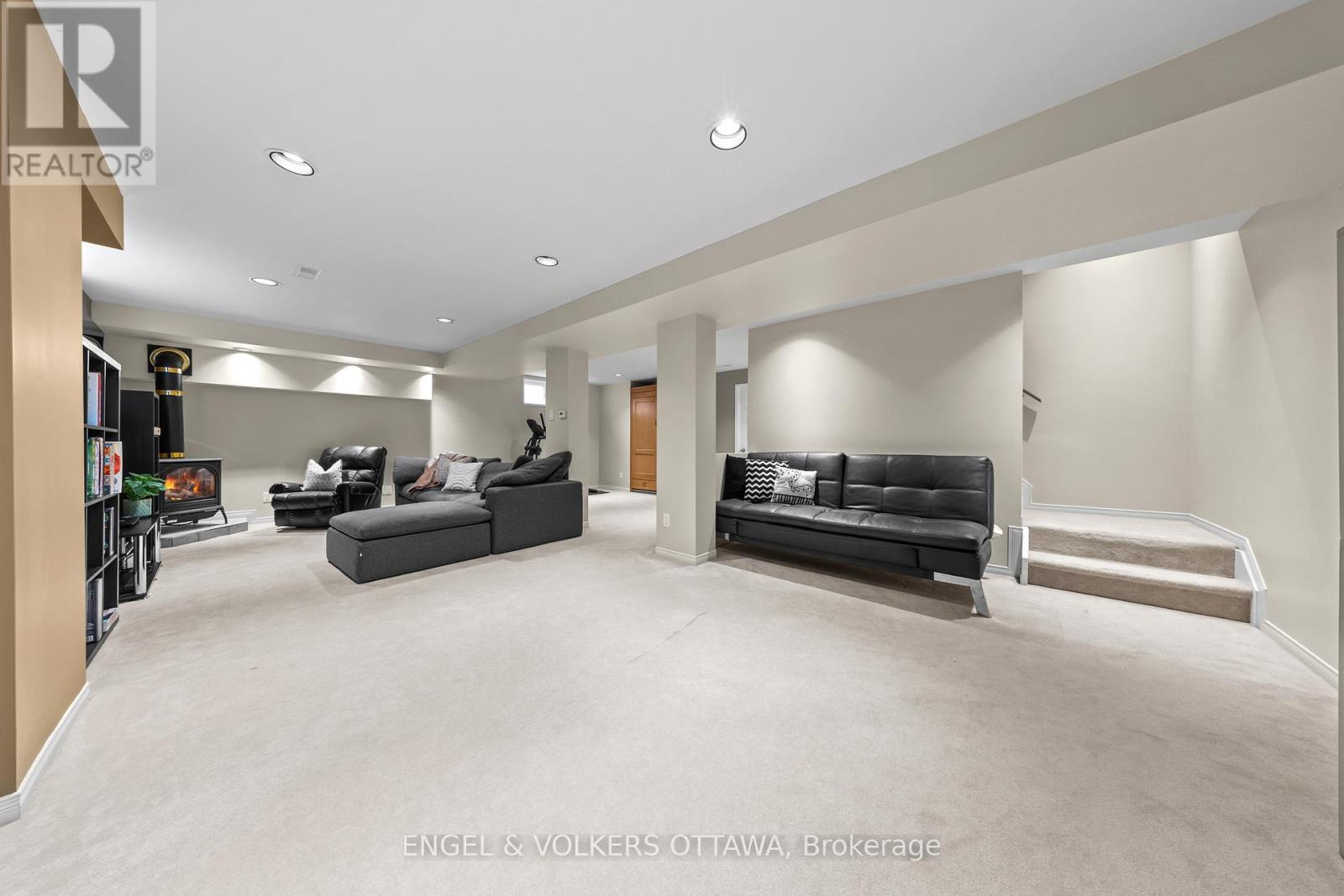 57 Newcastle Avenue, Ottawa, Ontario  K2K 3B5 - Photo 33 - X12560914