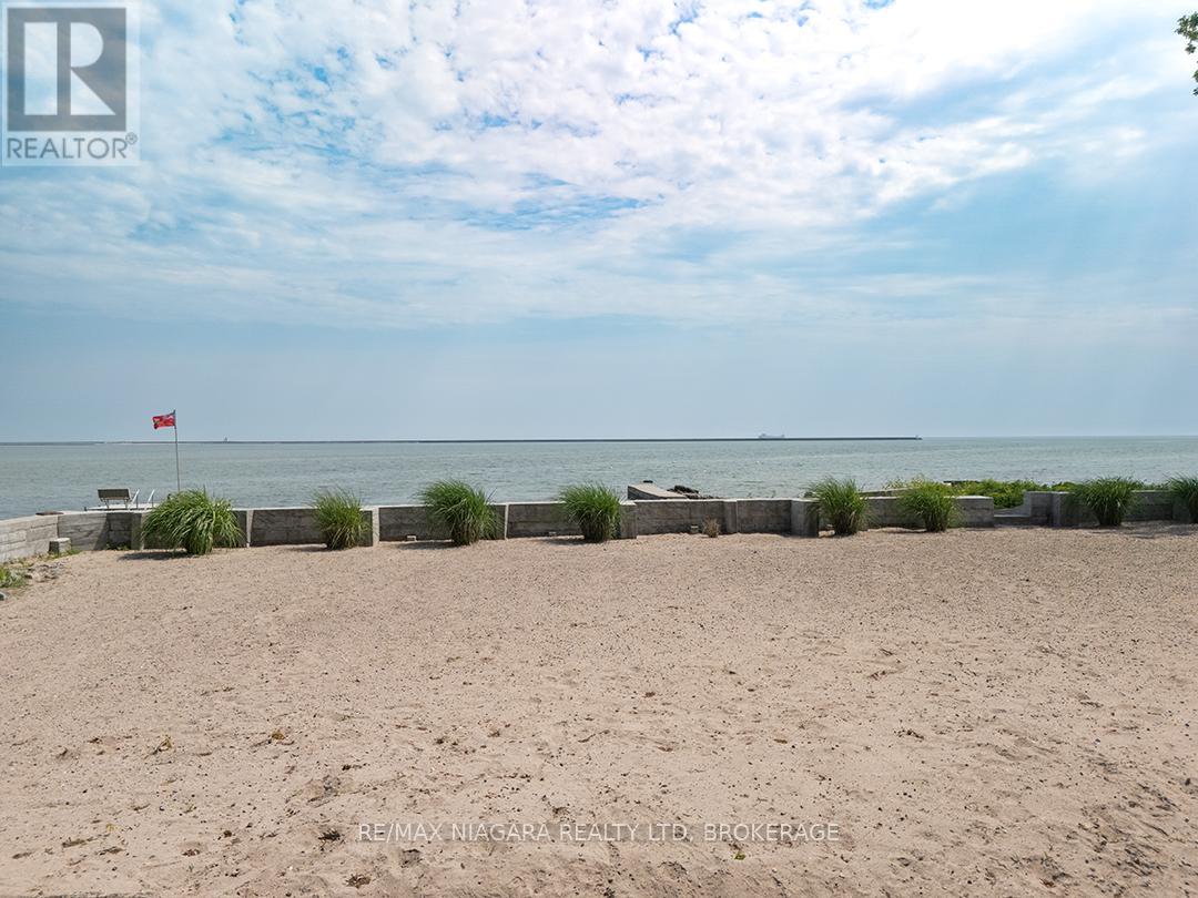 101 Tennessee Avenue, Port Colborne, Ontario  L3K 2R8 - Photo 3 - X12560892