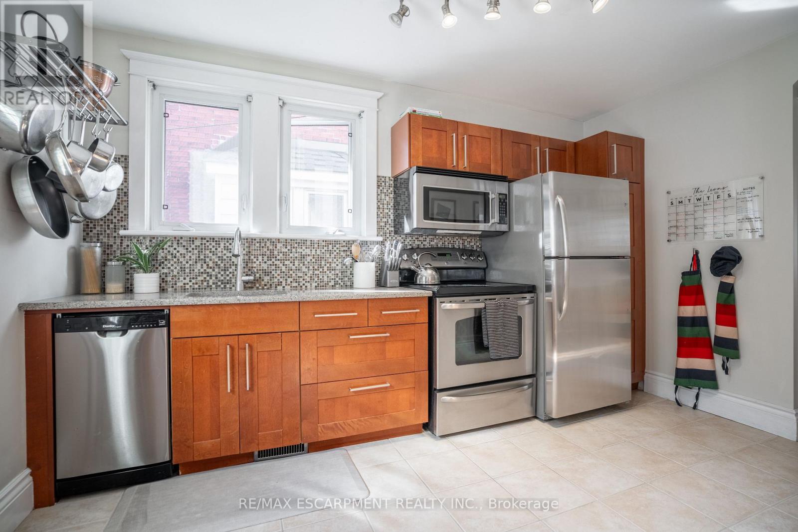 73 Kenilworth Avenue S, Hamilton, Ontario  L8K 2T1 - Photo 16 - X12560814