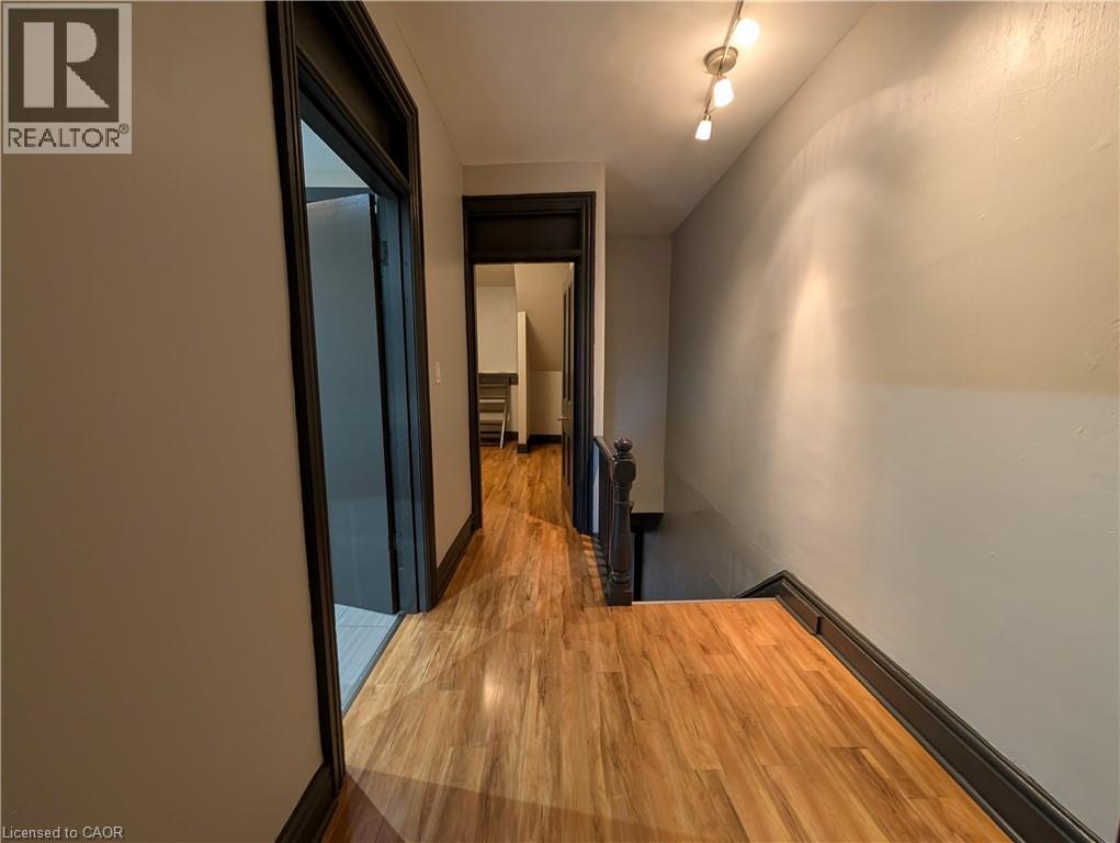 473 King Street W Unit# B, Hamilton, Ontario  L8P 1B8 - Photo 13 - 40776729