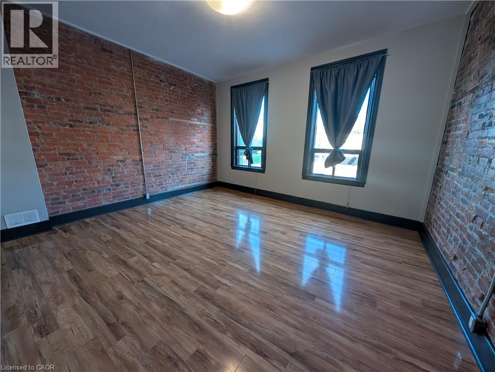 473 King Street W Unit# B, Hamilton, Ontario  L8P 1B8 - Photo 3 - 40776729