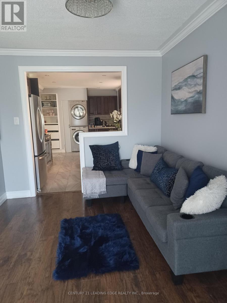 78 Cluett Drive, Ajax, Ontario  L1S 7G2 - Photo 5 - E12559954