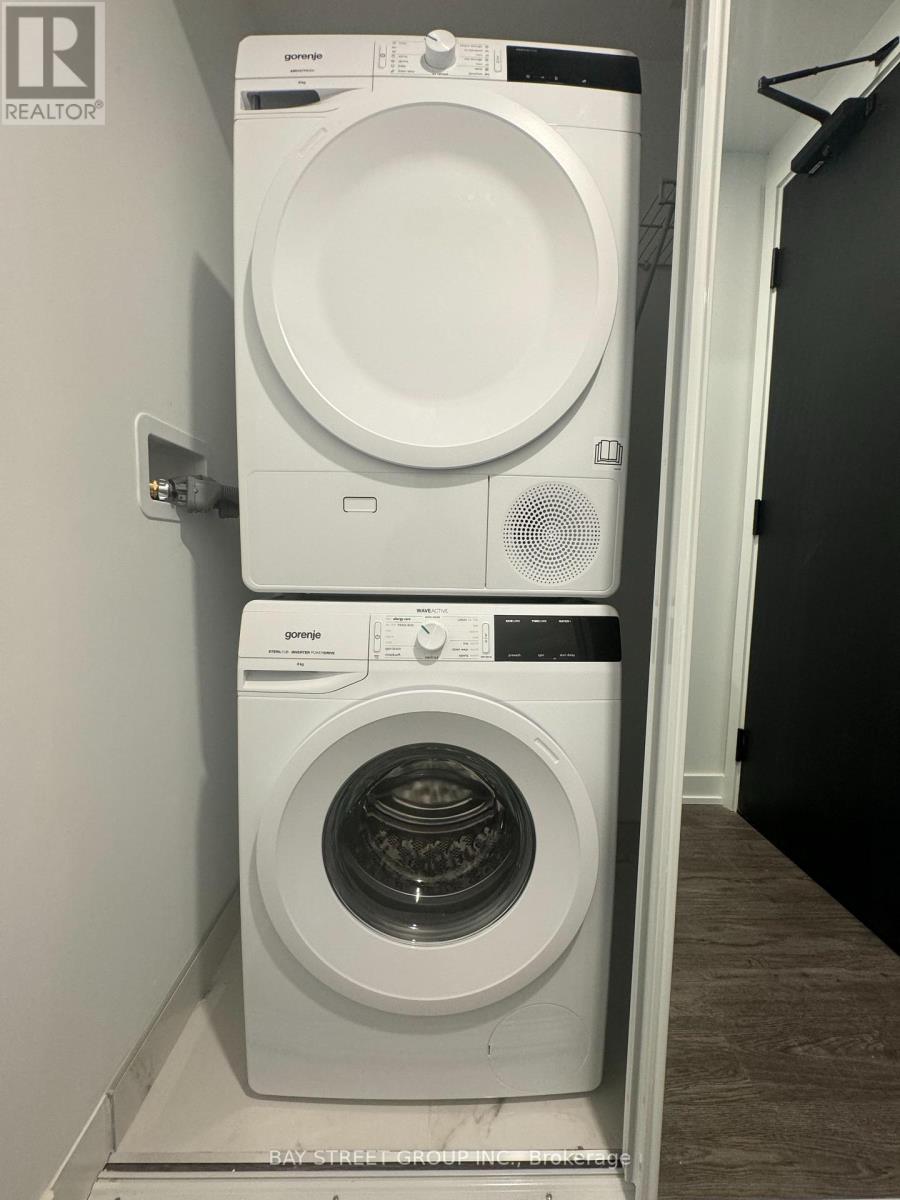 1102 - 88 Queen Street E, Toronto, Ontario  M5C 0B6 - Photo 5 - C12560870