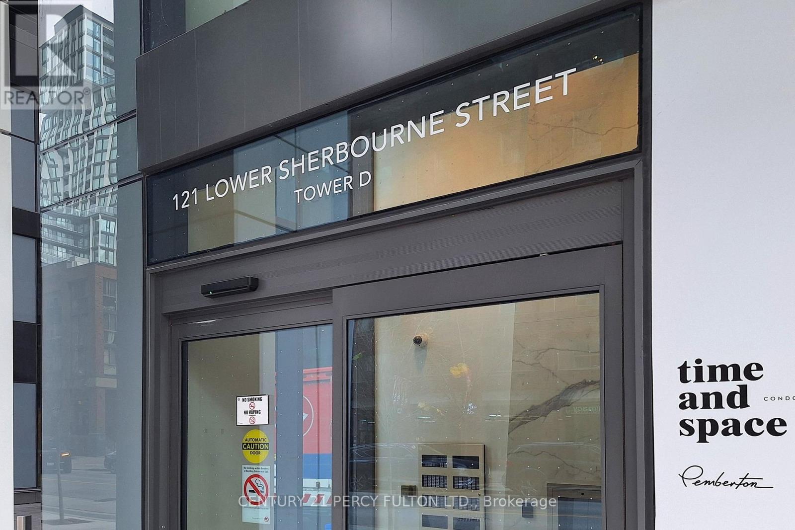 1555 - 121 Lower Sherbourne Street, Toronto, Ontario  M5A 0W8 - Photo 3 - C12560888