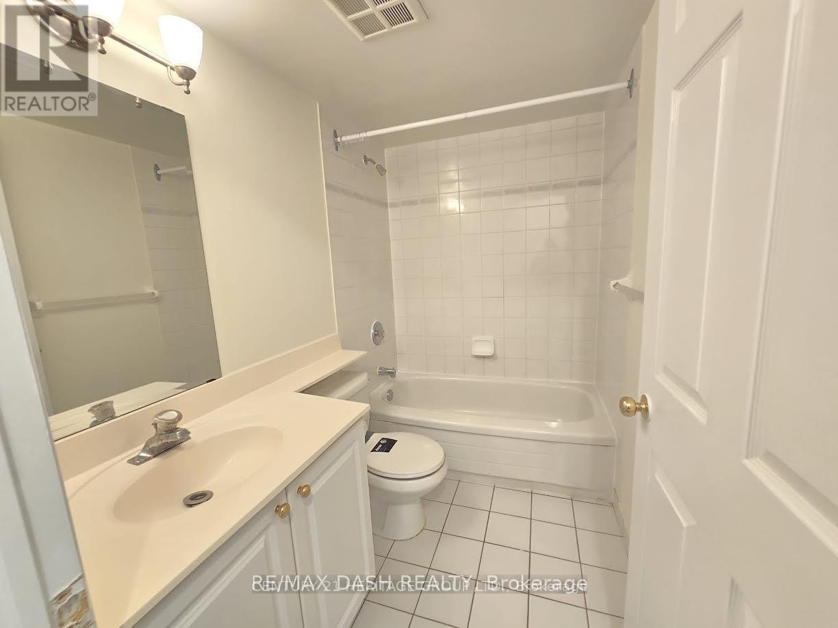 1202 - 8 Pemberton Avenue, Toronto, Ontario  M2M 1Y1 - Photo 14 - C12560910