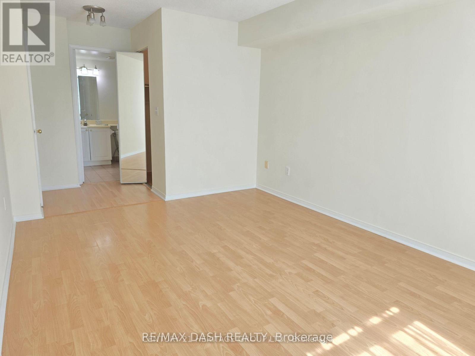 1202 - 8 Pemberton Avenue, Toronto, Ontario  M2M 1Y1 - Photo 16 - C12560910