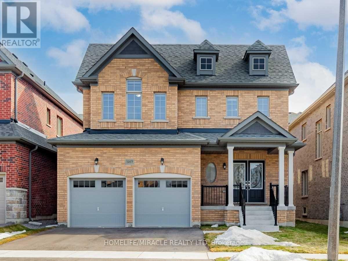 1957 DON WHITE COURT, Oshawa, Ontario