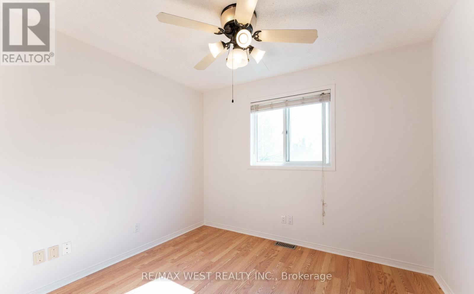 852 Beatrice Street E, Oshawa, Ontario  L1K 2H7 - Photo 11 - E12560852