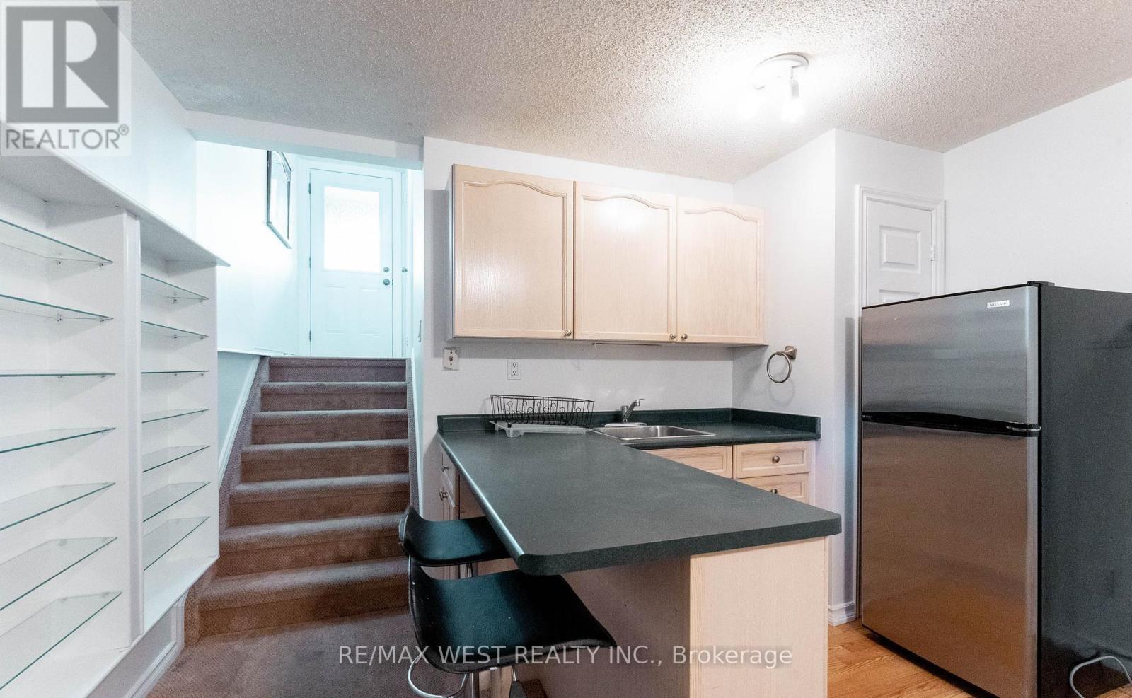 852 Beatrice Street E, Oshawa, Ontario  L1K 2H7 - Photo 33 - E12560852