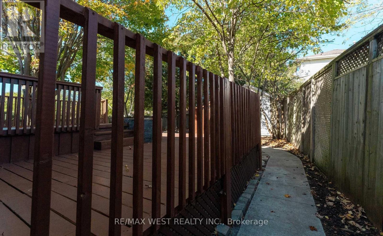 852 Beatrice Street E, Oshawa, Ontario  L1K 2H7 - Photo 41 - E12560852