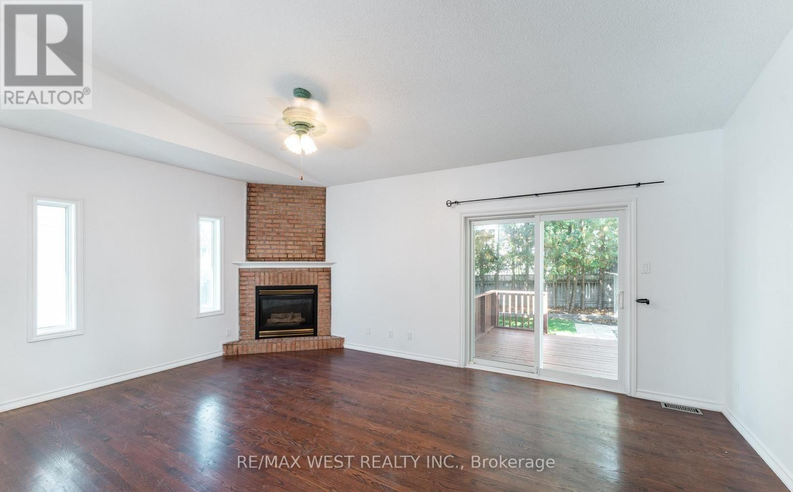 852 Beatrice Street E, Oshawa, Ontario  L1K 2H7 - Photo 7 - E12560852