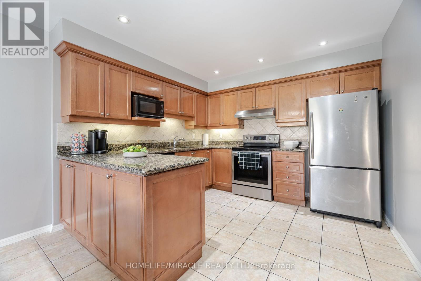 32 - 83 Mondeo Drive, Toronto, Ontario  M1P 5B6 - Photo 39 - E12560906