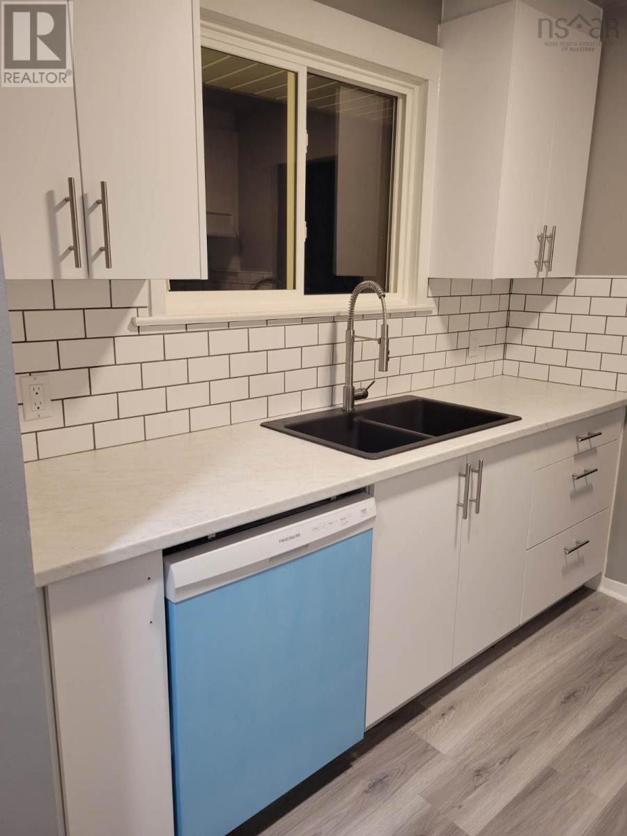 246 Milne Avenue, New Minas, Nova Scotia  B4N 4C8 - Photo 3 - 202527606