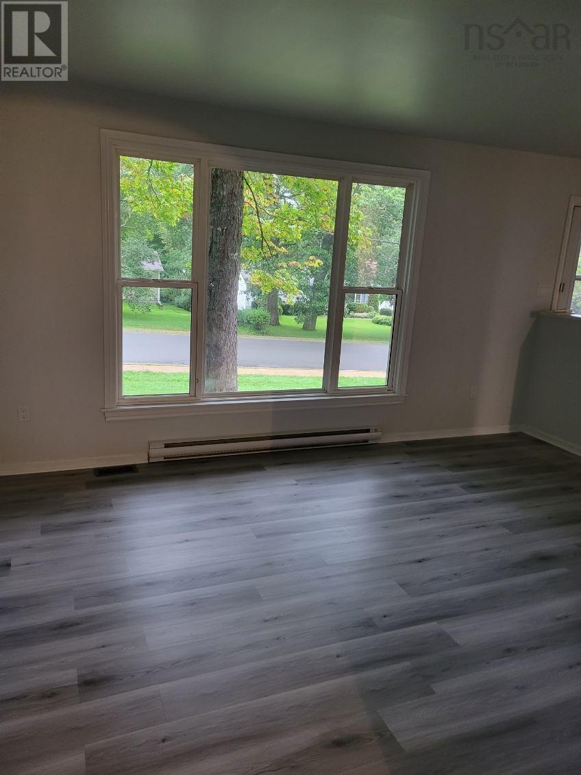 246 Milne Avenue, New Minas, Nova Scotia  B4N 4C8 - Photo 10 - 202527606