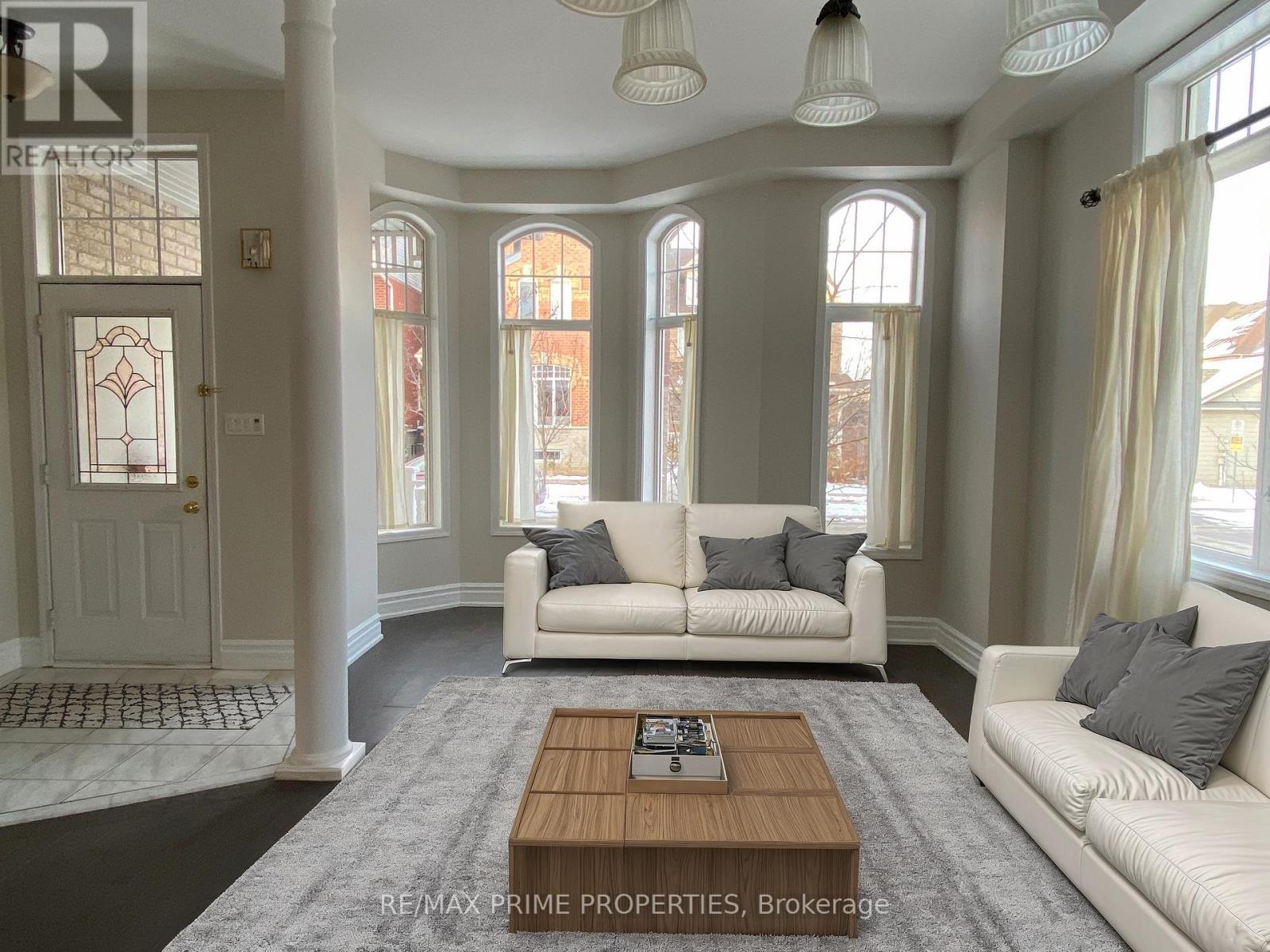 #main - 119 Settlement Park Avenue, Markham, Ontario  L6B 1B6 - Photo 2 - N12560834