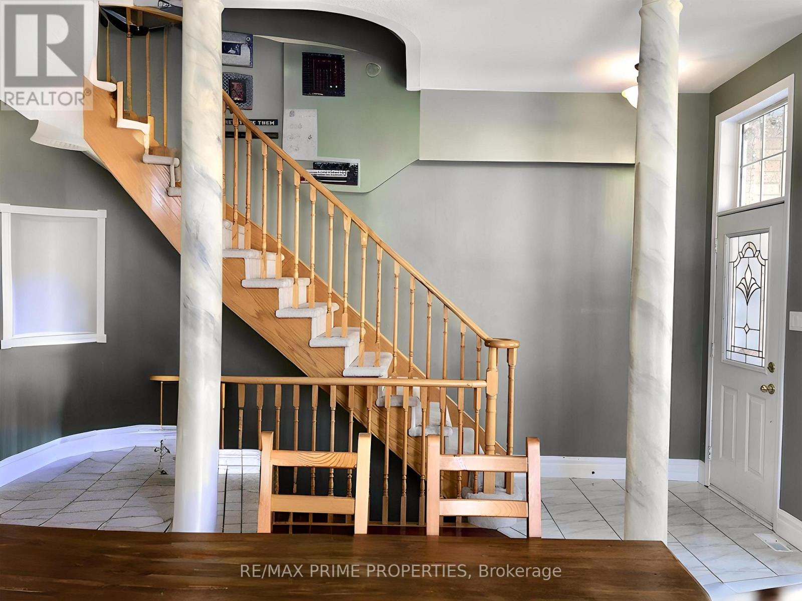 #main - 119 Settlement Park Avenue, Markham, Ontario  L6B 1B6 - Photo 4 - N12560834