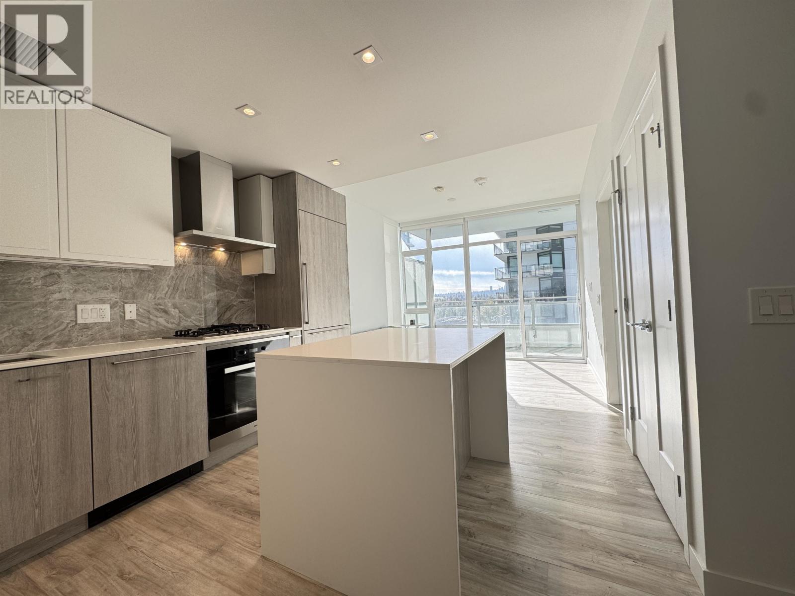 802 2288 Alpha Avenue, Burnaby, British Columbia  V5C 0L9 - Photo 2 - R3068702