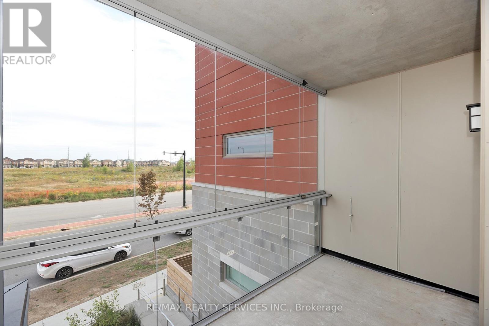 210 - 200 Lagerfeld Drive, Brampton, Ontario  L7A 5G5 - Photo 15 - W12560850