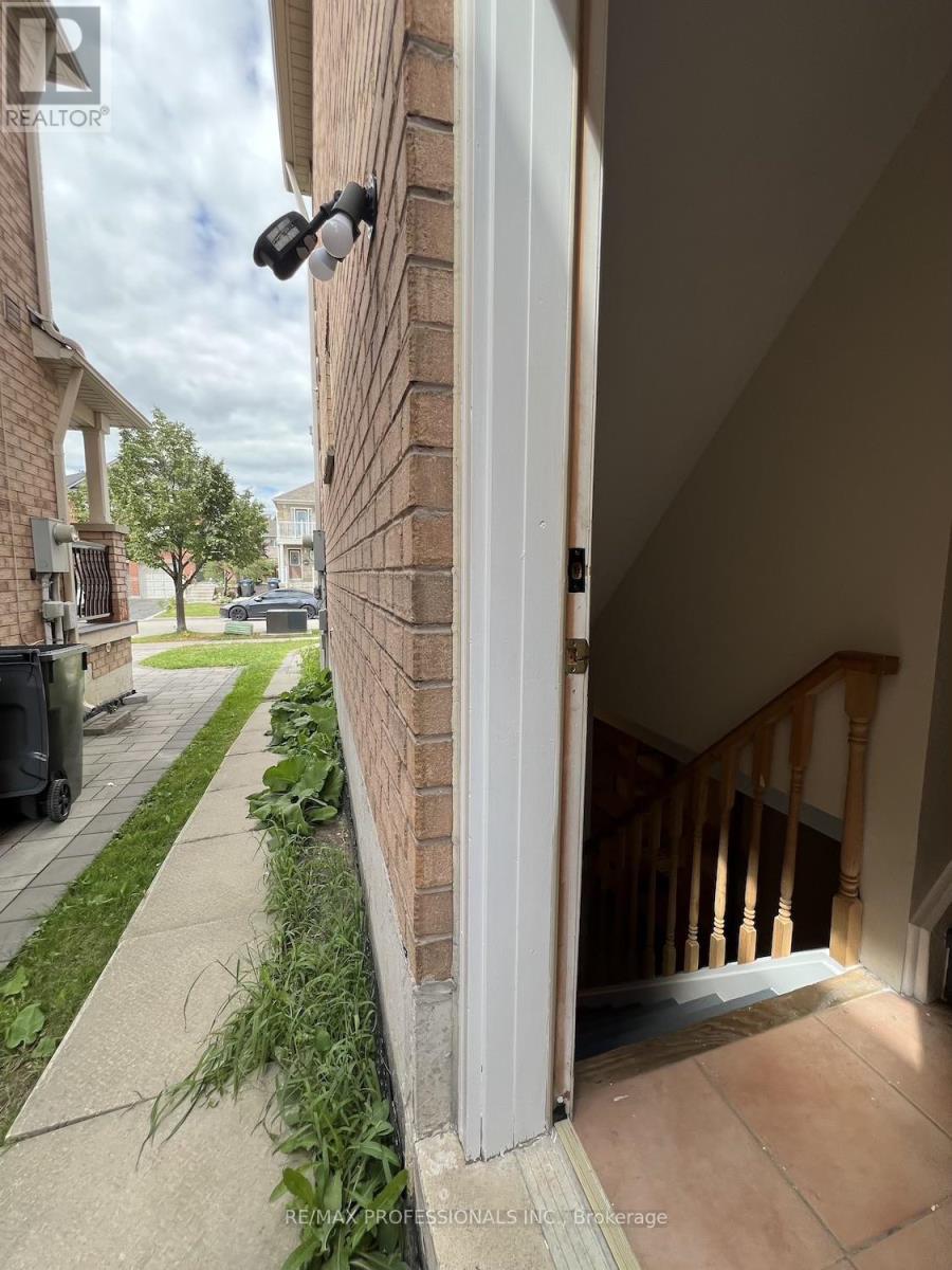 Basement - 3866 Freeman Terrace, Mississauga, Ontario L5M 6P7 - Photo 4 - W12560858