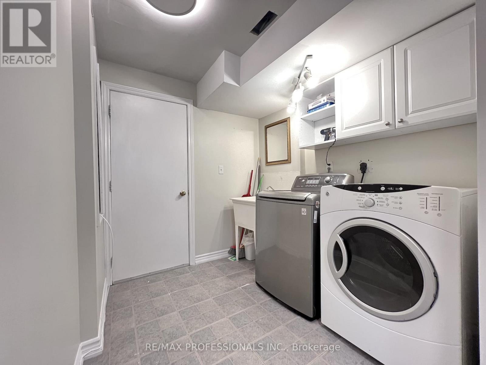 Basement - 3866 Freeman Terrace, Mississauga, Ontario L5M 6P7 - Photo 7 - W12560858