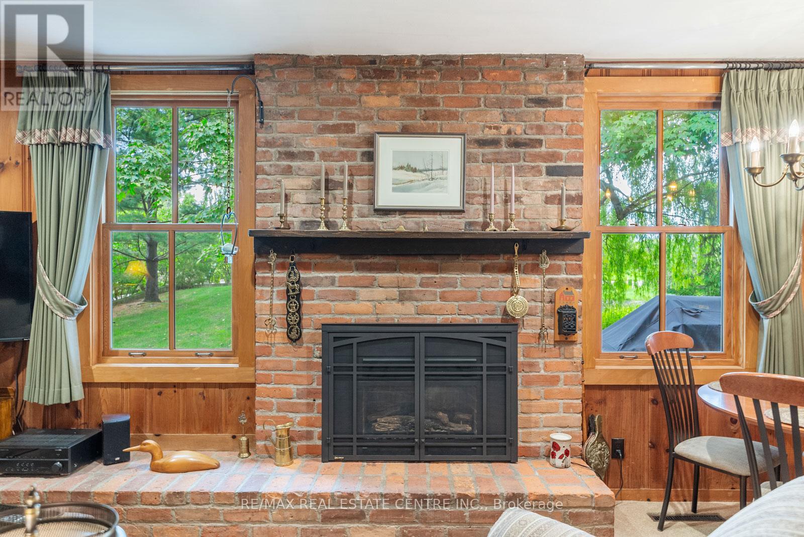 7736 Churchville Road, Brampton, Ontario L6Y 0H5 - Photo 49 - W12560886