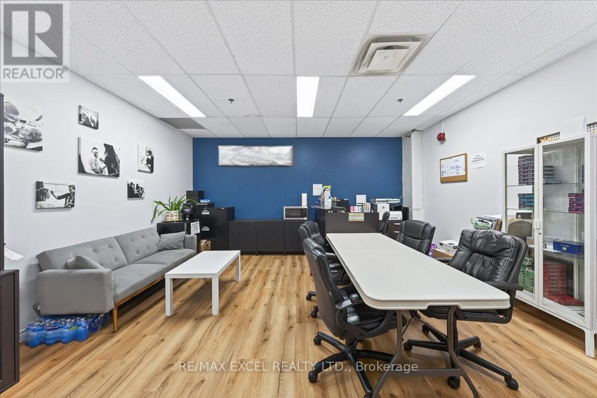 339 & 350 - 1550 South Gateway Road, Mississauga, Ontario  L4W 5G6 - Photo 12 - W12560916