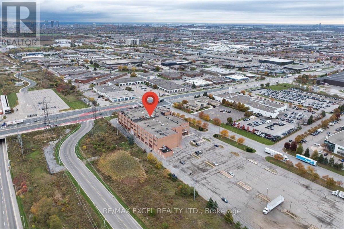 339 & 350 - 1550 South Gateway Road, Mississauga, Ontario  L4W 5G6 - Photo 2 - W12560916