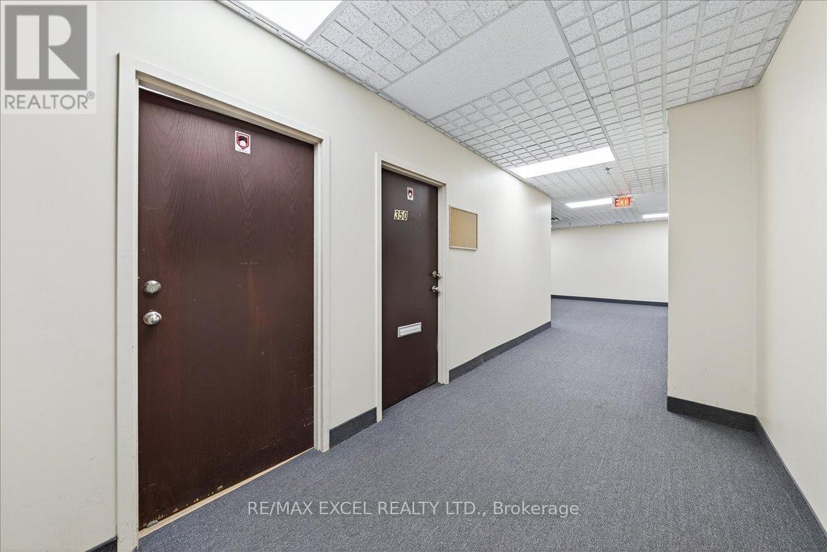 339 & 350 - 1550 South Gateway Road, Mississauga, Ontario  L4W 5G6 - Photo 8 - W12560916