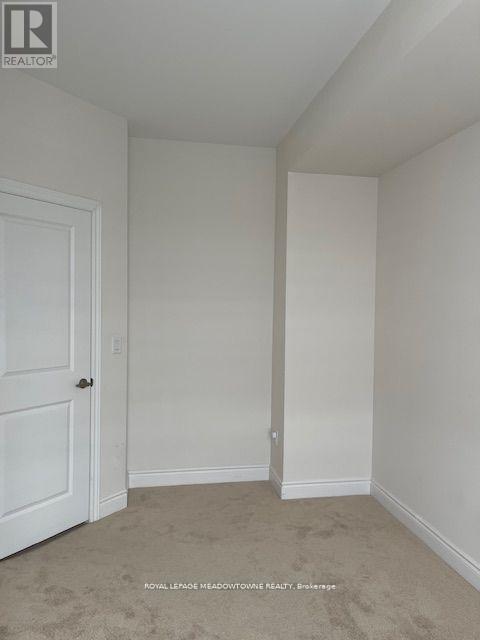 3315 Sixth Line, Oakville, Ontario L5H 0Z5 - Photo 3 - W12560920