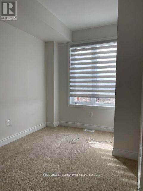 3315 Sixth Line, Oakville, Ontario L5H 0Z5 - Photo 4 - W12560920