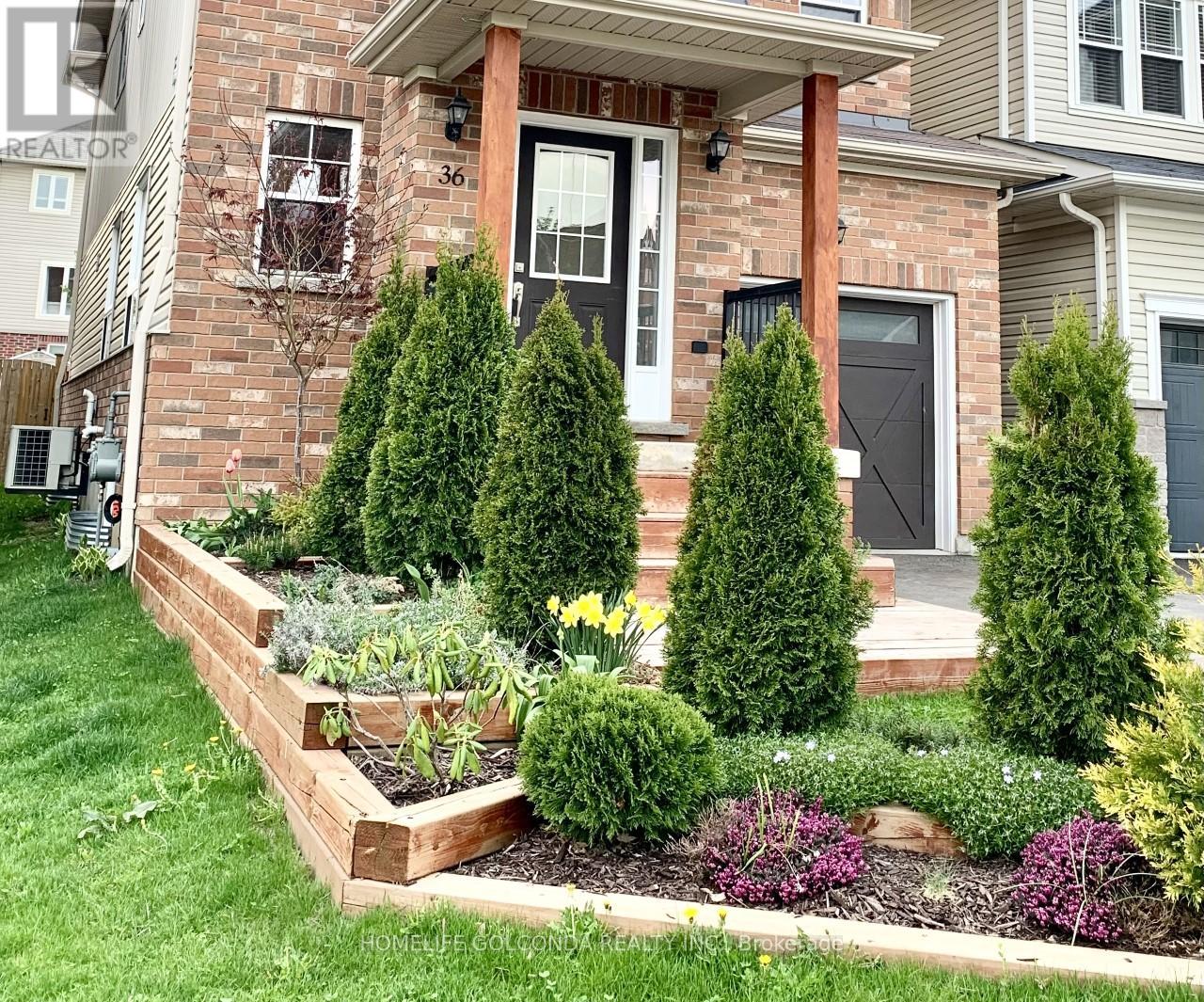 36 Pearl Drive, Orillia, Ontario  L3V 0A5 - Photo 2 - S12429166