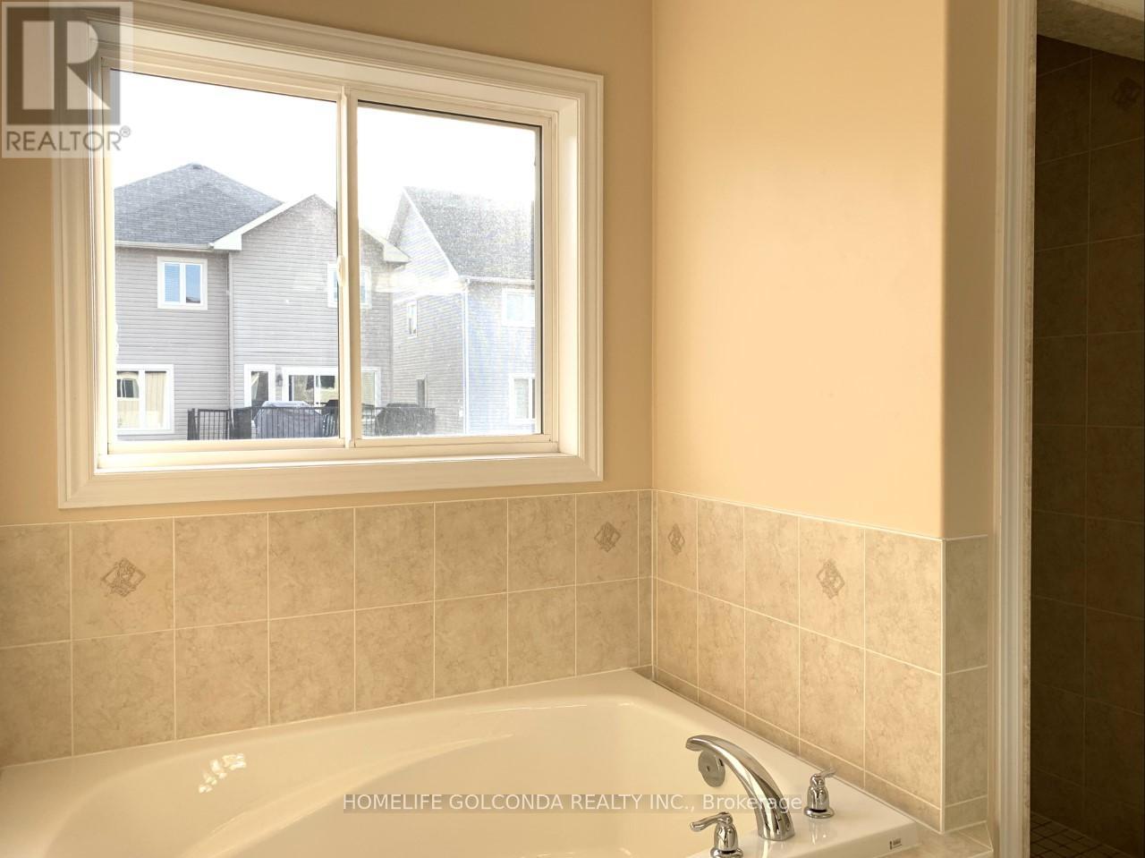 36 Pearl Drive, Orillia, Ontario  L3V 0A5 - Photo 21 - S12429166