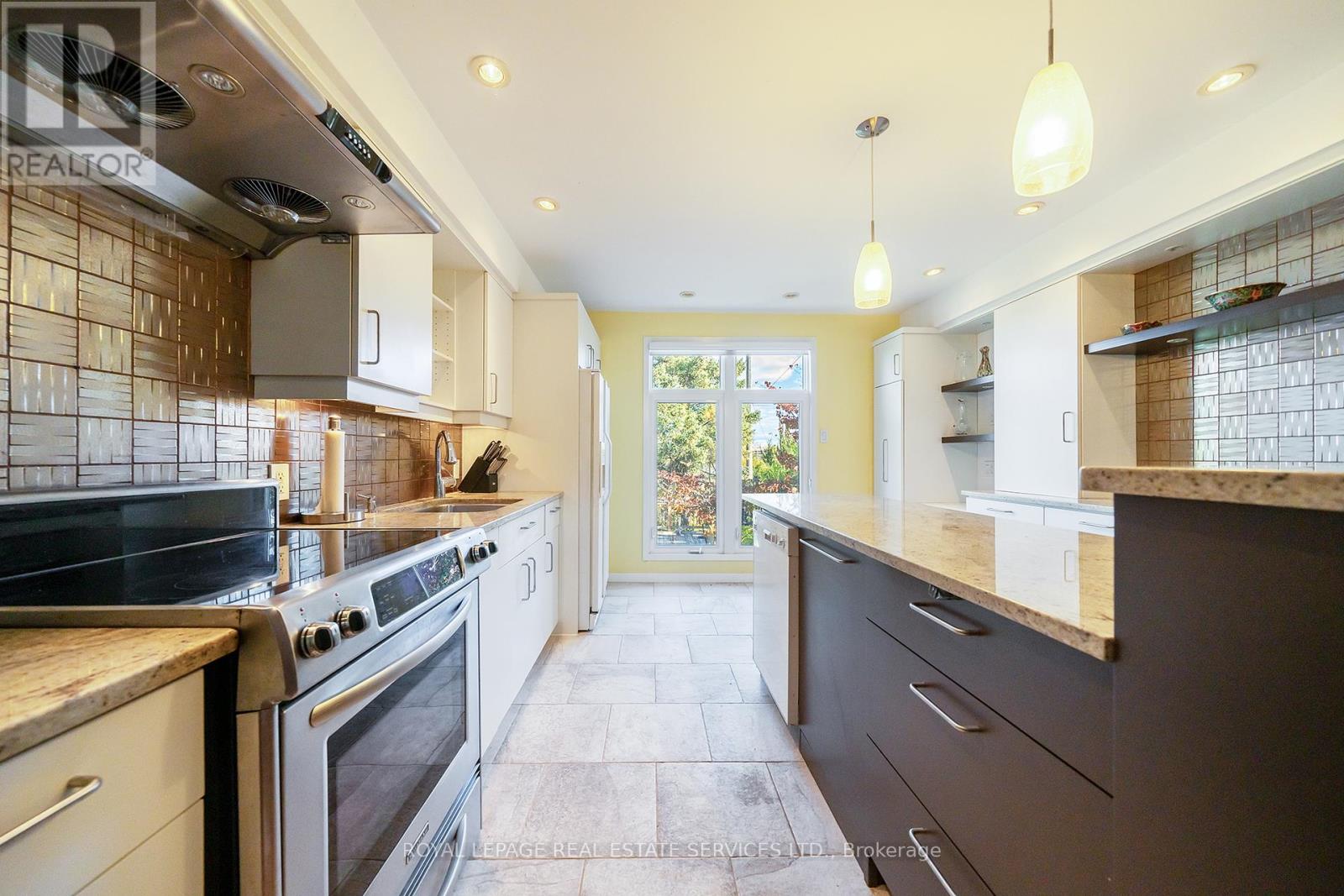 415 Niagara Boulevard, Fort Erie, Ontario  L2A 3H2 - Photo 21 - X12560902