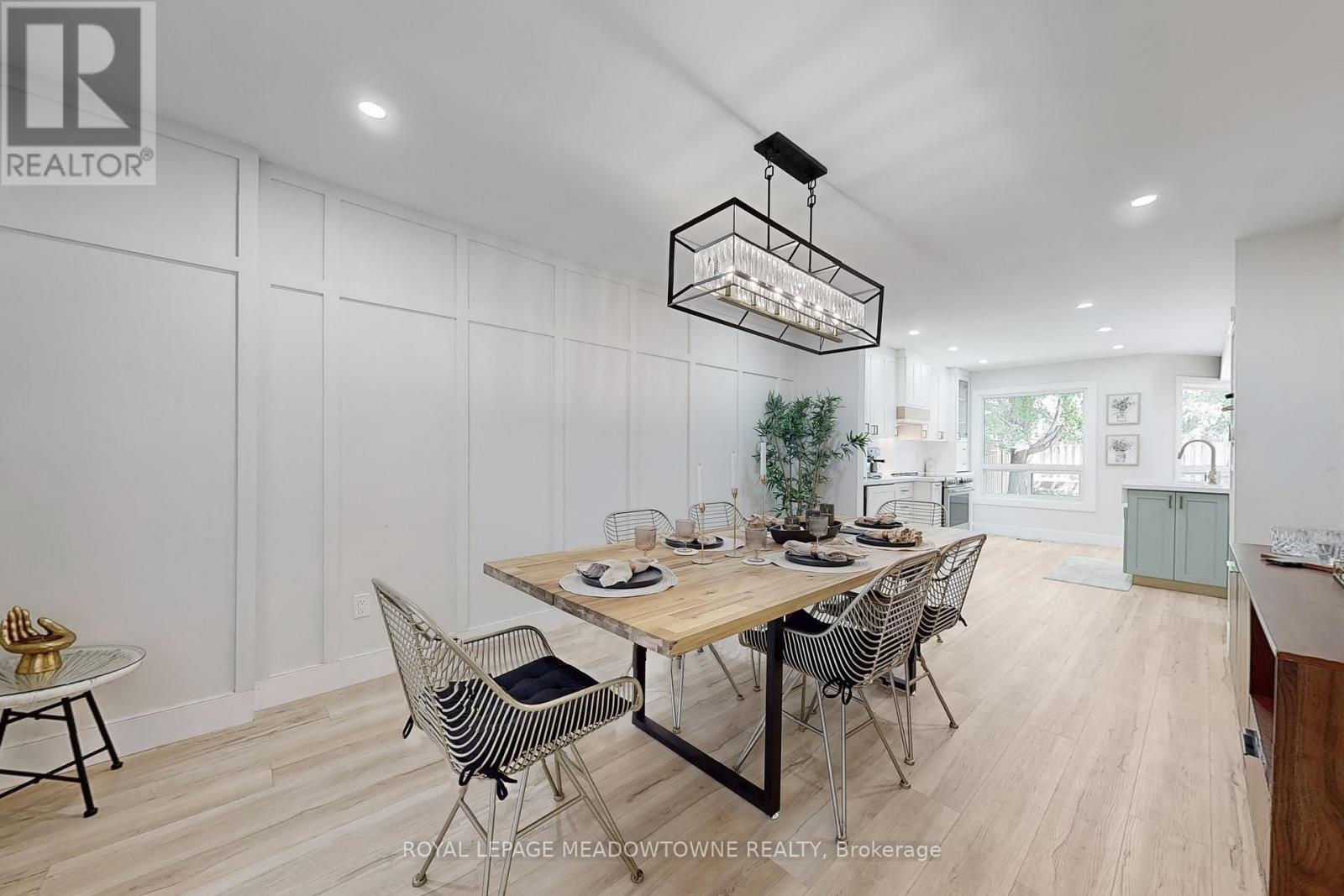 365 Celtic Drive, Hamilton, Ontario  L8E 4N1 - Photo 13 - X12560904