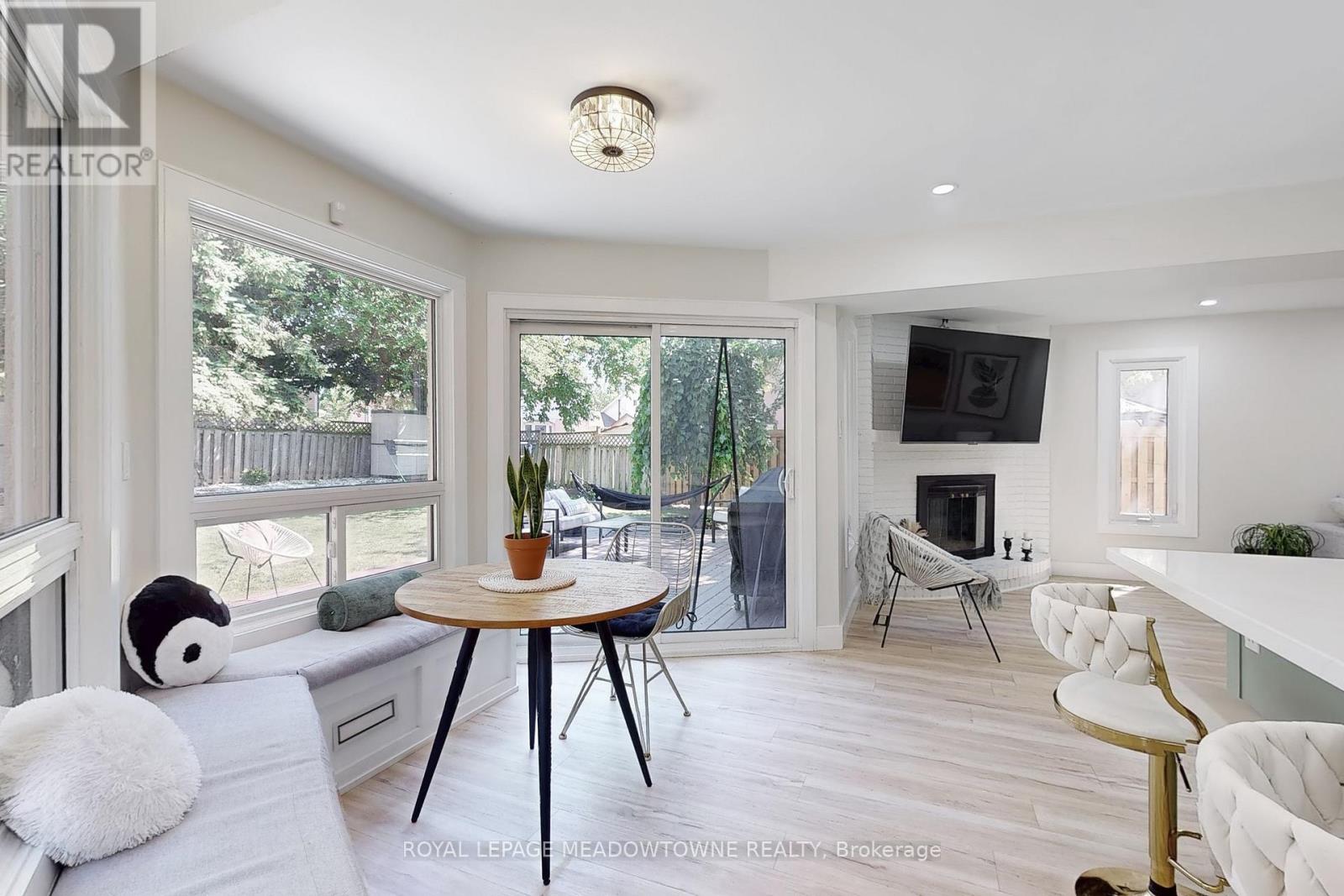 365 Celtic Drive, Hamilton, Ontario  L8E 4N1 - Photo 21 - X12560904