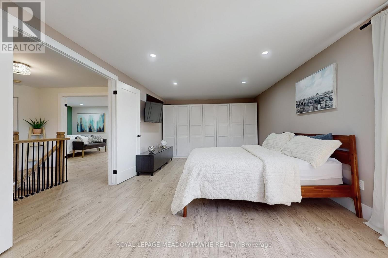 365 Celtic Drive, Hamilton, Ontario  L8E 4N1 - Photo 32 - X12560904