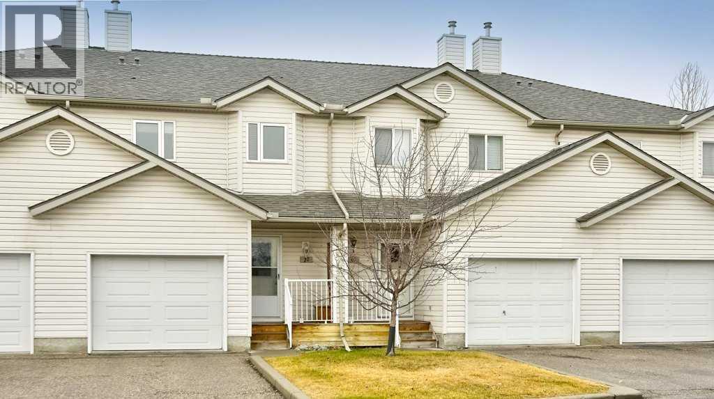 32 Mt Aberdeen Manor Se, Calgary, Alberta  T2Z 3N8 - Photo 1 - A2271309