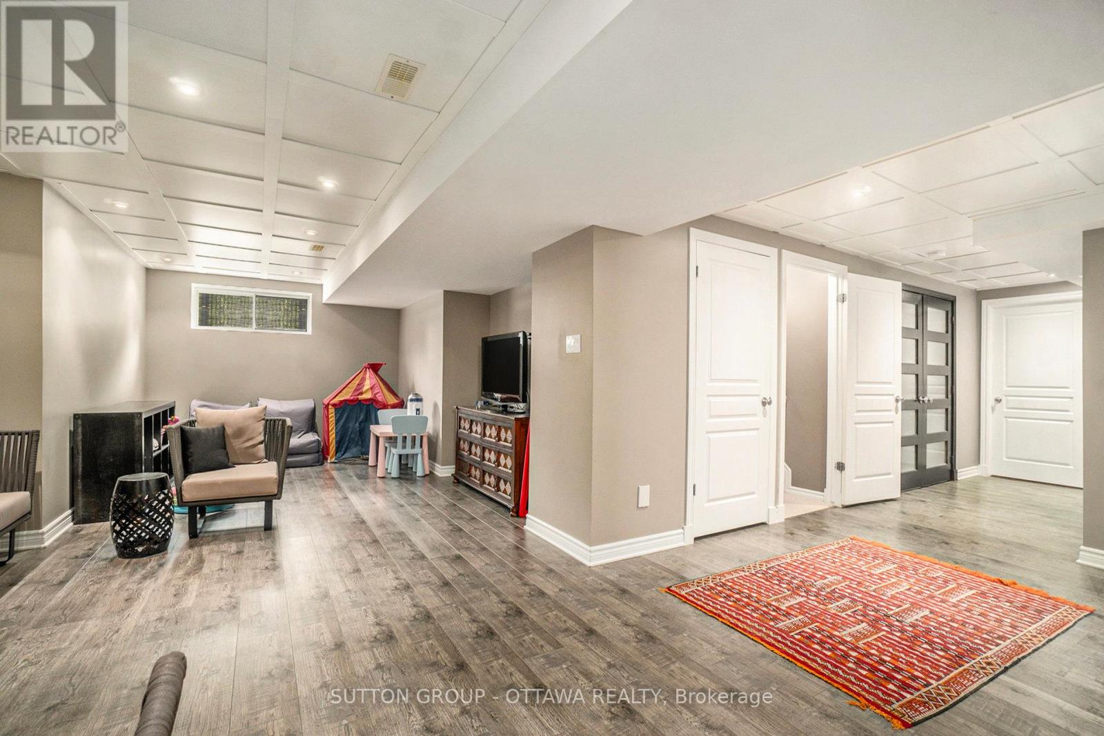 1969 Plainhill Drive, Ottawa, Ontario K4A 0G1 - Photo 29 - X12560928