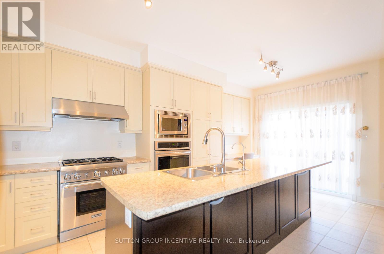 15 Forsyth Crescent, Barrie, Ontario  L4N 5K4 - Photo 16 - S12557854