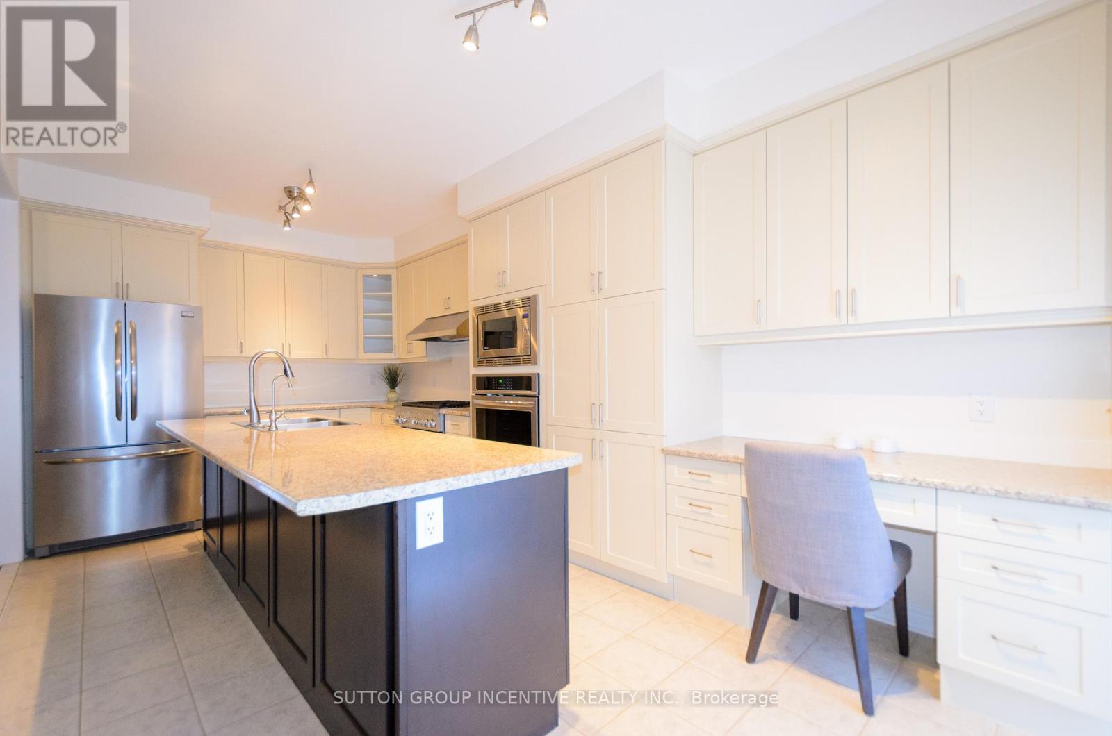 15 Forsyth Crescent, Barrie, Ontario  L4N 5K4 - Photo 14 - S12557854