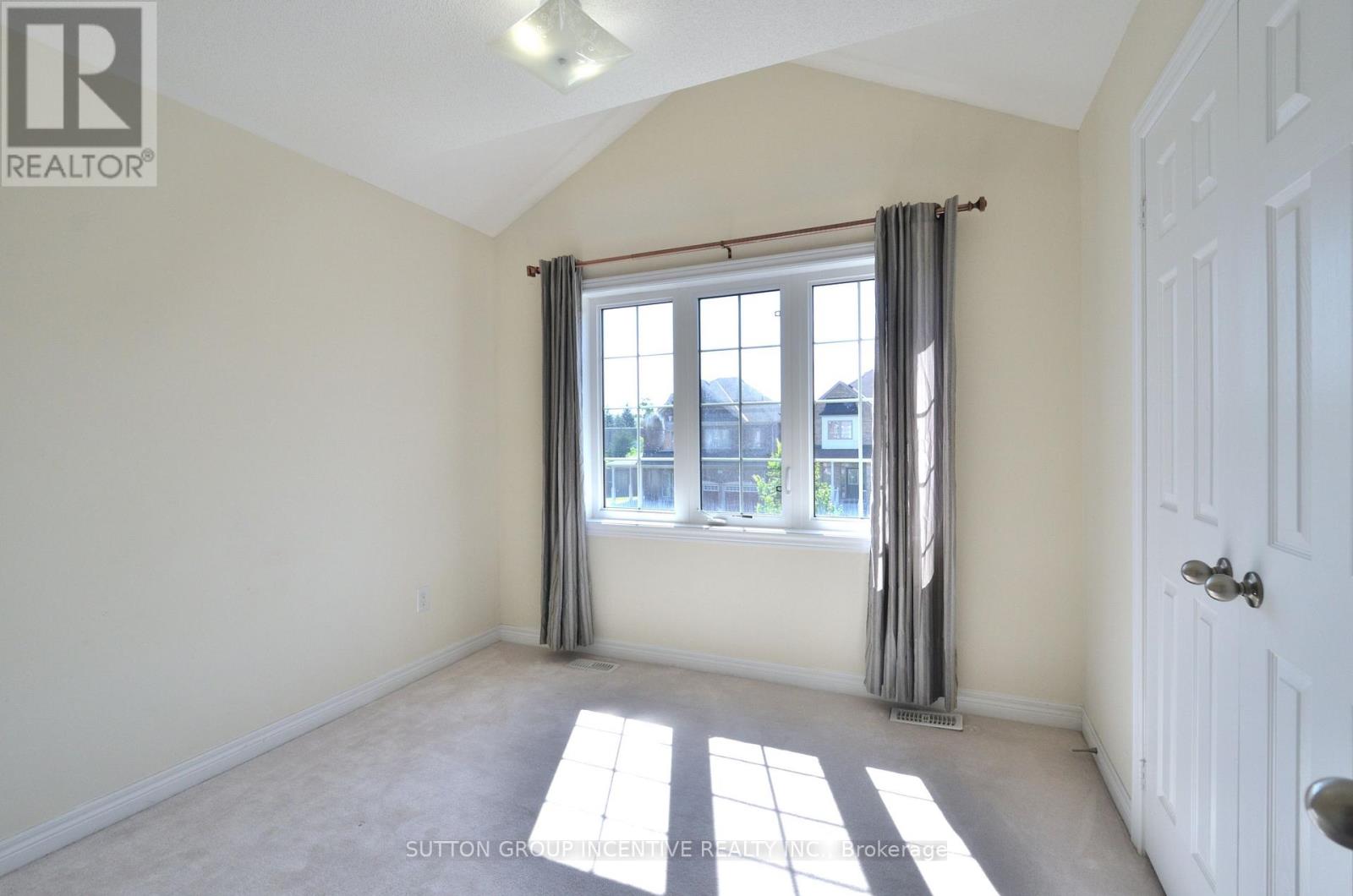 15 Forsyth Crescent, Barrie, Ontario  L4N 5K4 - Photo 30 - S12557854