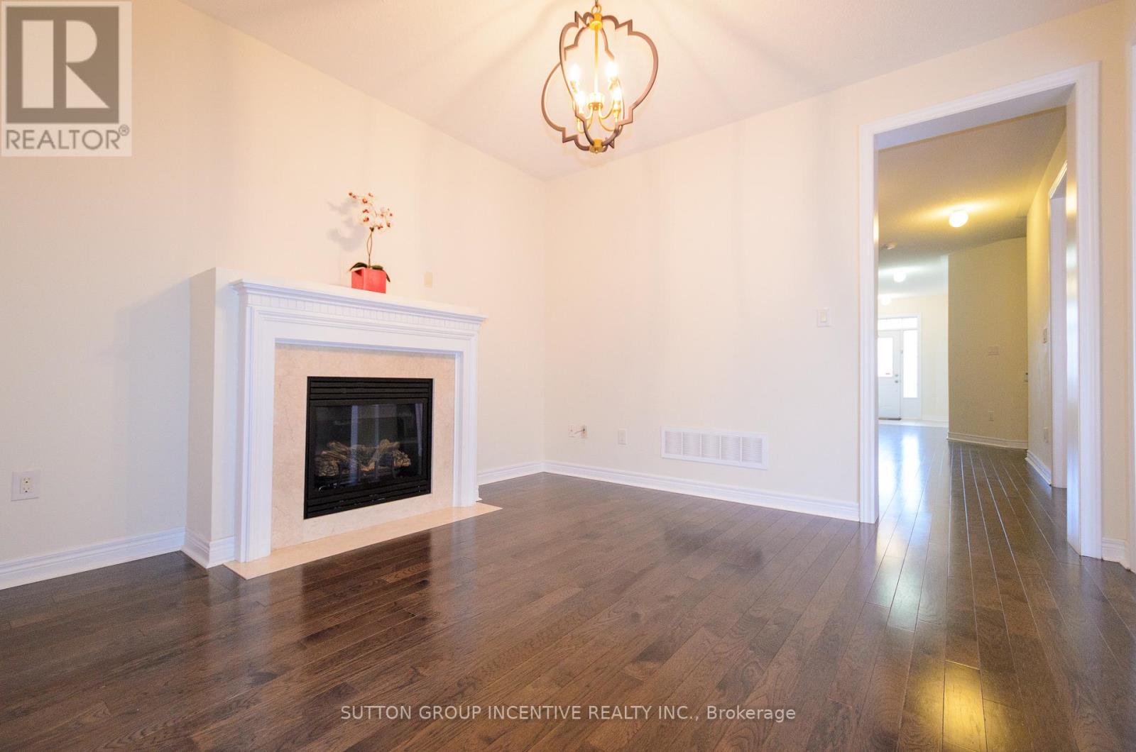 15 Forsyth Crescent, Barrie, Ontario  L4N 5K4 - Photo 7 - S12557854