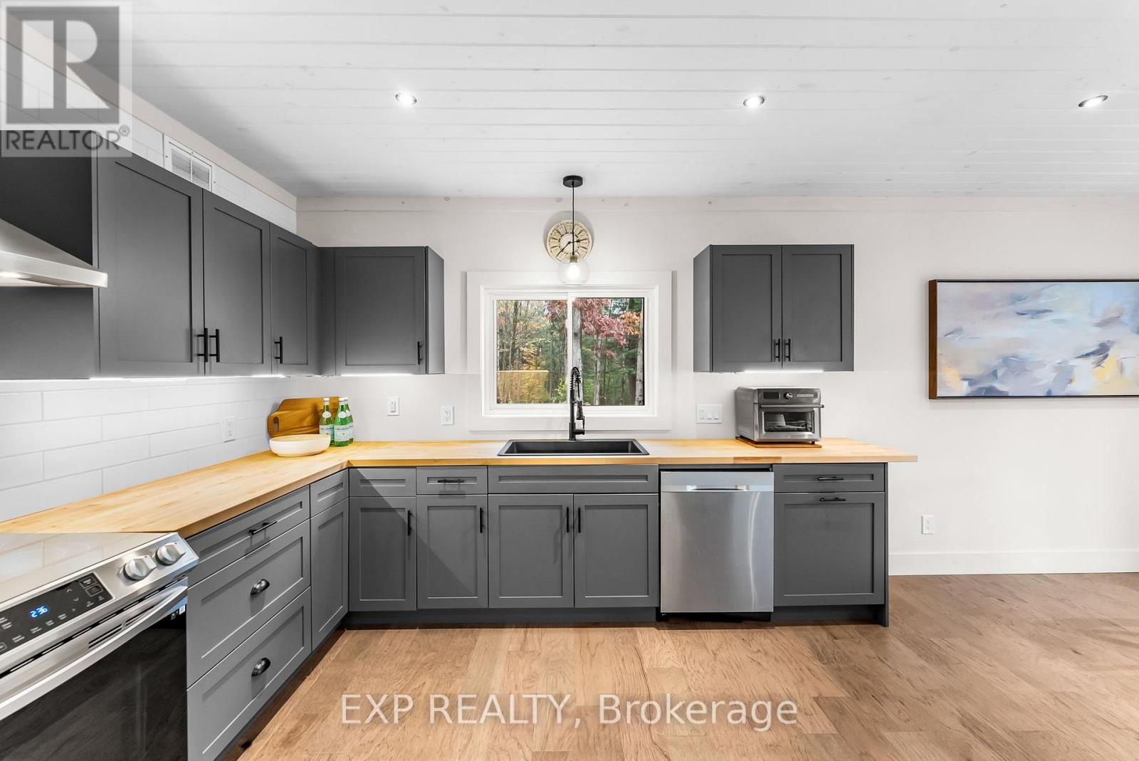 1698 Reay Road, Bracebridge, Ontario  P1P 1R3 - Photo 13 - X12559536