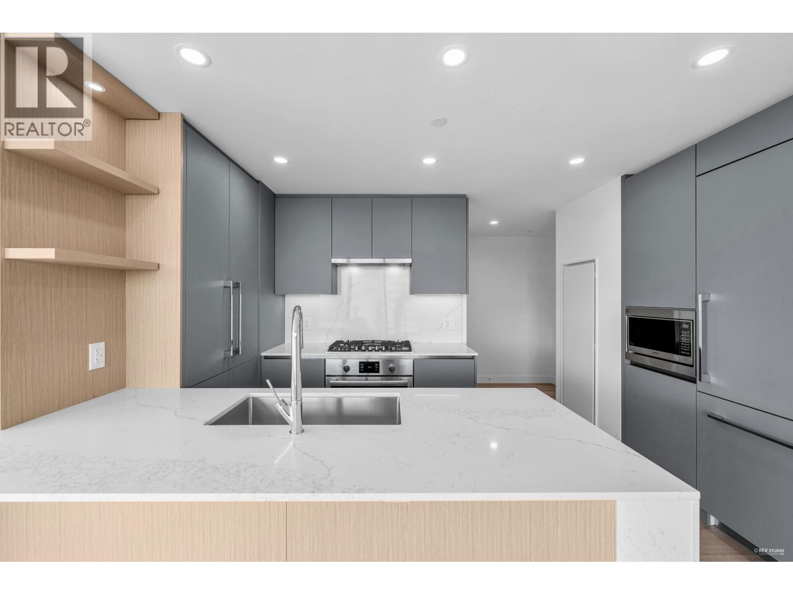 803 5593 No. 3 Road, Richmond, British Columbia  V6X 0X6 - Photo 12 - R3068949