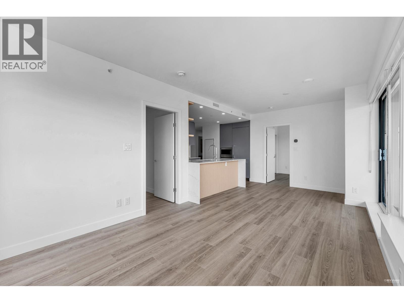 803 5593 No. 3 Road, Richmond, British Columbia  V6X 0X6 - Photo 13 - R3068949