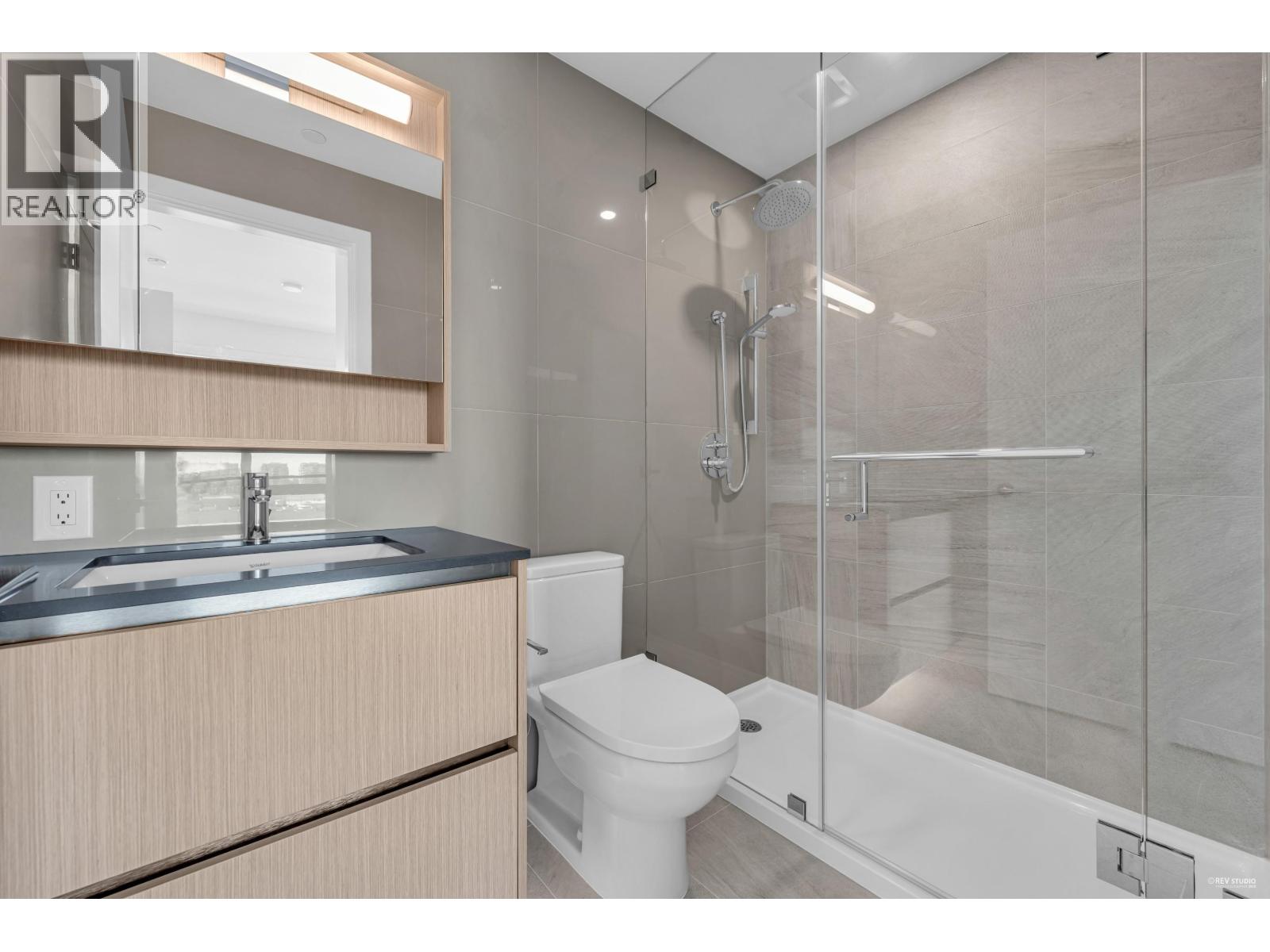 803 5593 No. 3 Road, Richmond, British Columbia  V6X 0X6 - Photo 19 - R3068949