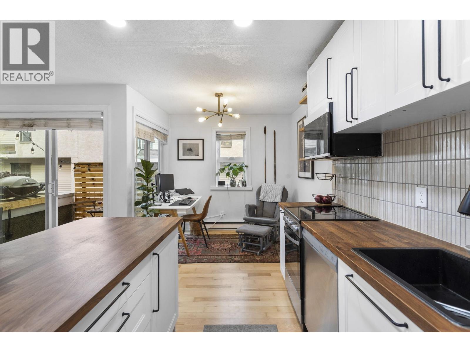 104 1045 W 8th Avenue, Vancouver, British Columbia  V6H 1C3 - Photo 11 - R3068953