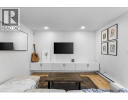 104 1045 W 8TH AVENUE