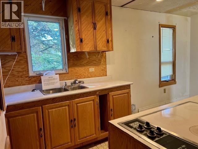 5424 52 Street, Fort Nelson, British Columbia  V0C 1R0 - Photo 3 - R3046657