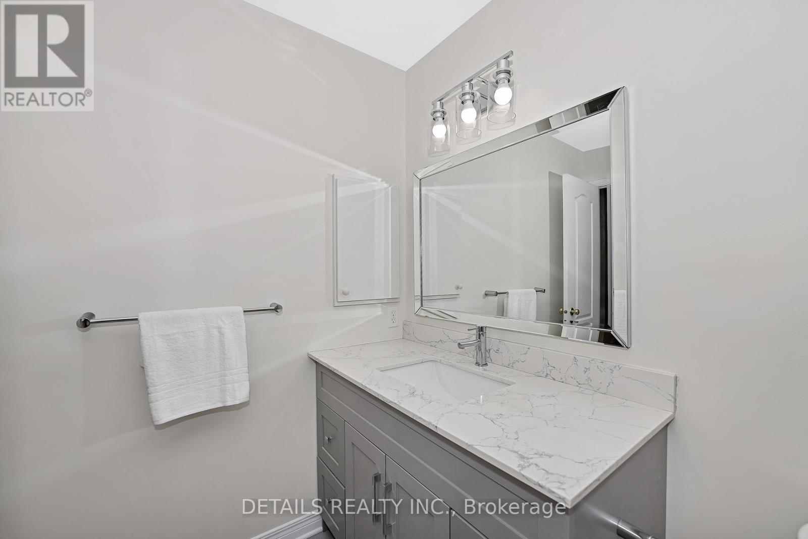 6121 Bristlecone Way, Ottawa, Ontario  K1W 1H8 - Photo 24 - X12560898